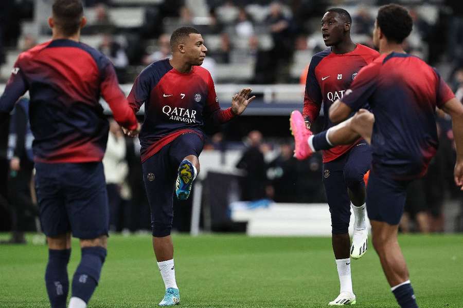 Le PSG à l'échauffement