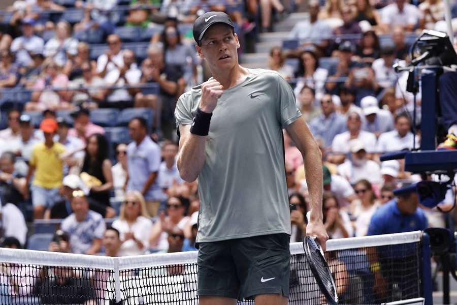 Jannik Sinner a déroulé pour passer au troisième tour de l'US Open jeudi. 