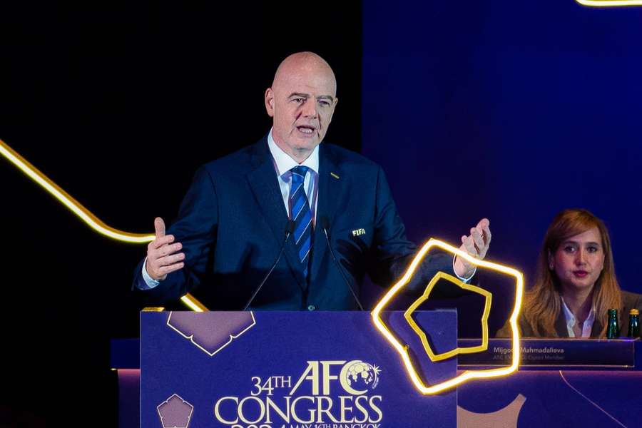 Gianni Infantino tijdens het FIFA-congres in Bangkok