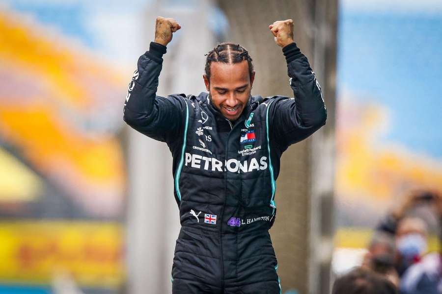 Lewis Hamilton viert zijn zevende coureurskampioenschap na de GP van Turkije 2020