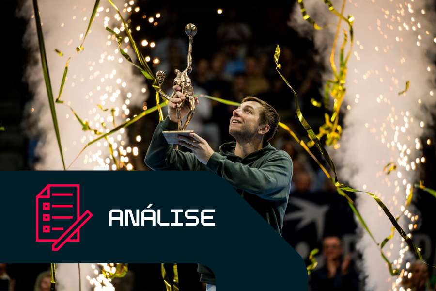 Tallon Griekspoor, dos Países Baixos, celebra depois de vencer o torneio de ténis ATP European Open Tallon Griekspoor, dos Países Baixos, celebra depois de vencer o torneio de ténis ATP European Open