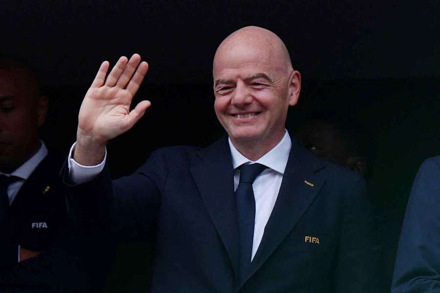 Gianni Infantino je prezidentom FIFA. 