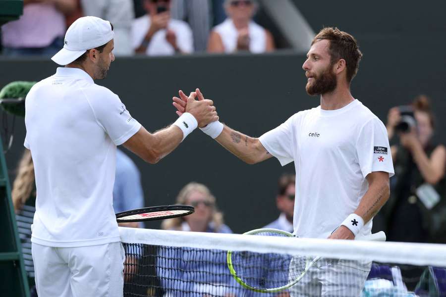 Dimitrov et Moutet après leur match ce jeudi.
