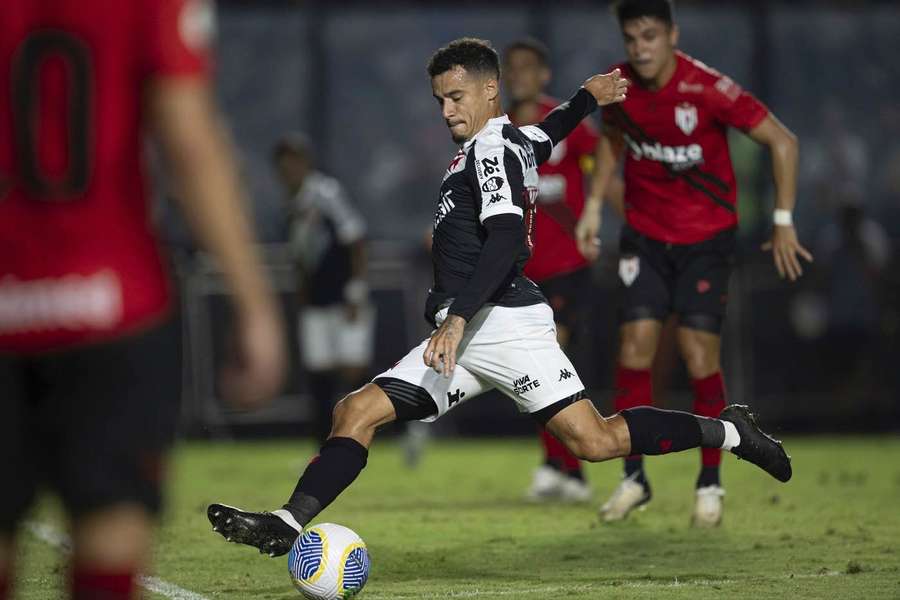 Vasco se recuperou após levar 2 a 0 do Atlético-GO, dentro de São Januário