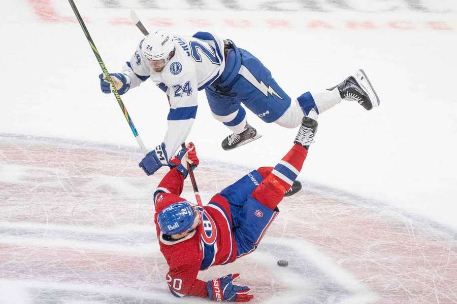 Crozier si počkal na Slafkovského.