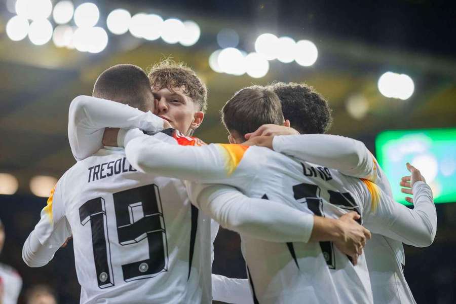 Das DFB-Team beim Torjubel nach dem 1:0.