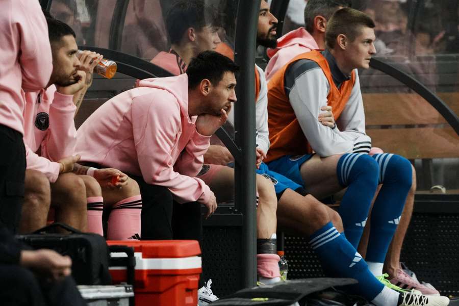 Lionel Messi on the bench in Hong Kong