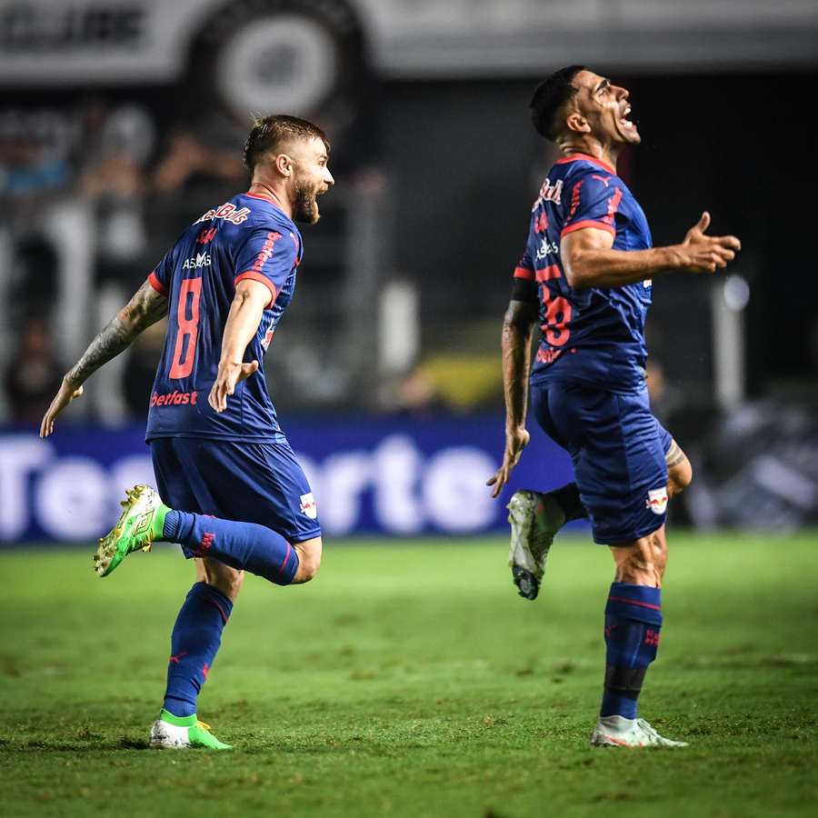 Bragantino arrancou grande vitória dentro da Vila Belmiro Bragantino arrancou grande vitória dentro da Vila Belmiro
