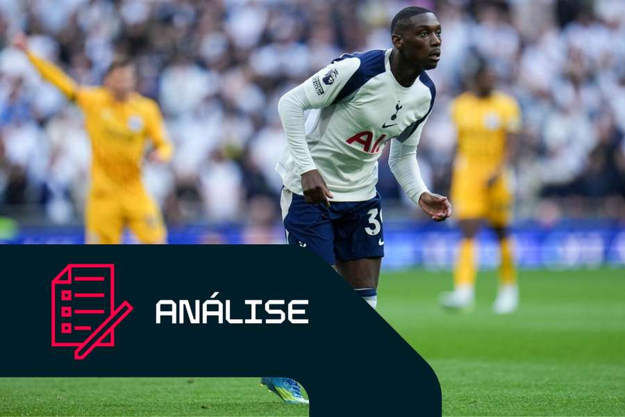 Randal Kolo Muani, do Tottenham, em ação frente ao Brighton