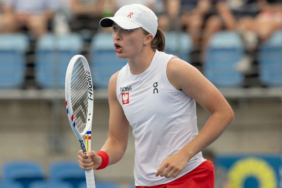 Iga Swiatek defeated Elena Rybakina to send Poland to the United Cup final