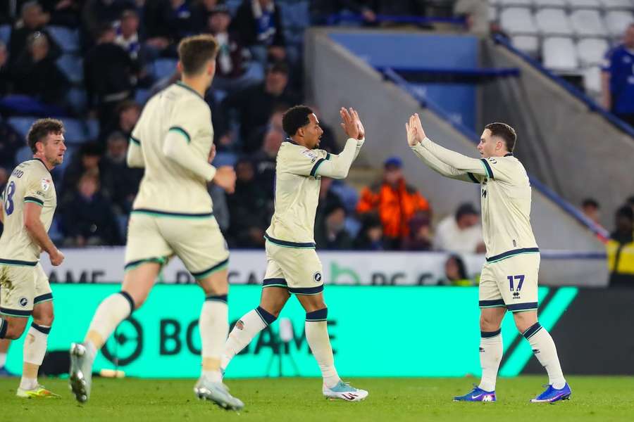 Millwall celebrate after Macaulay Langstaff equalises in the 90th minute