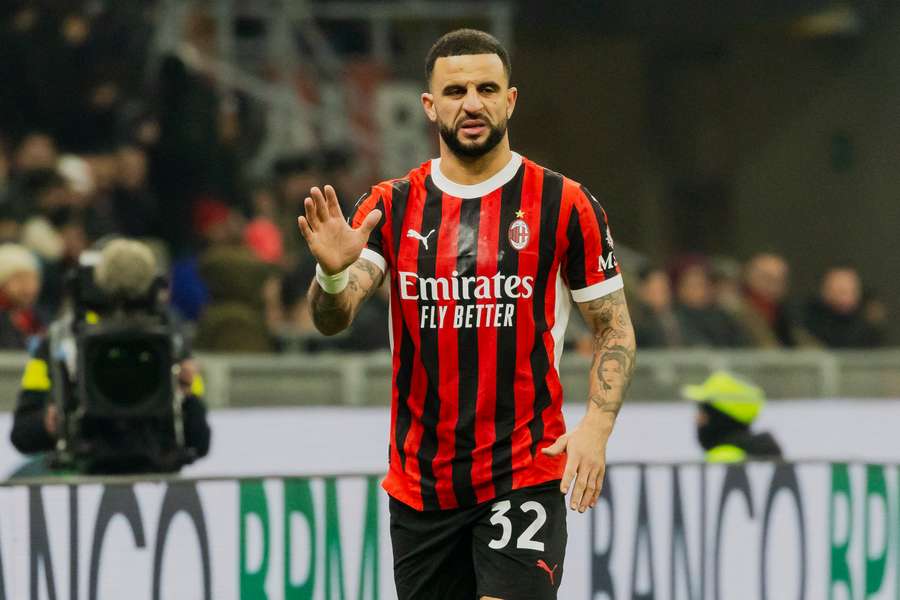 Kyle Walker plays during the Coppa Italia match between AC Milan and AS Roma