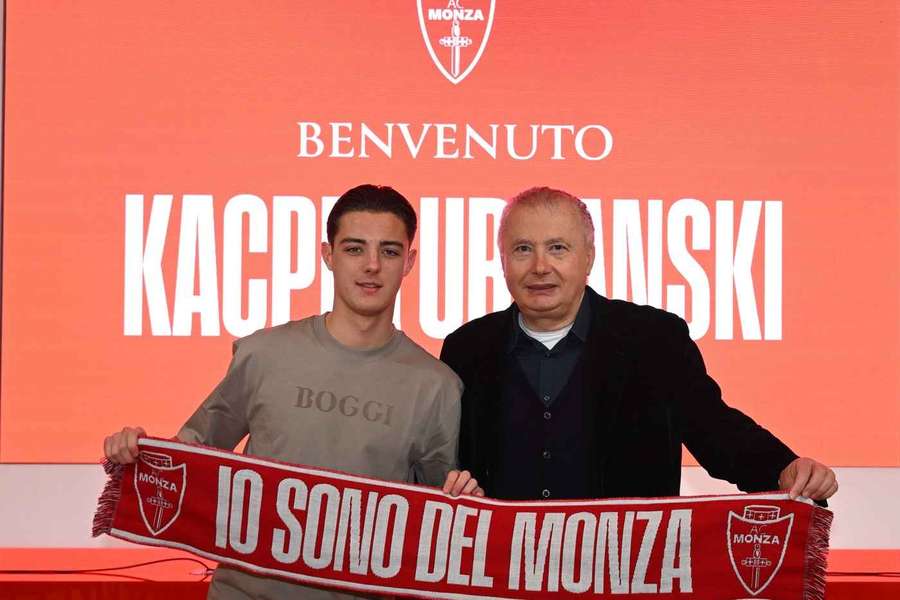 Kacper Urbański oficjalnie wypożyczony z Bologny do AC Monza do końca sezonu