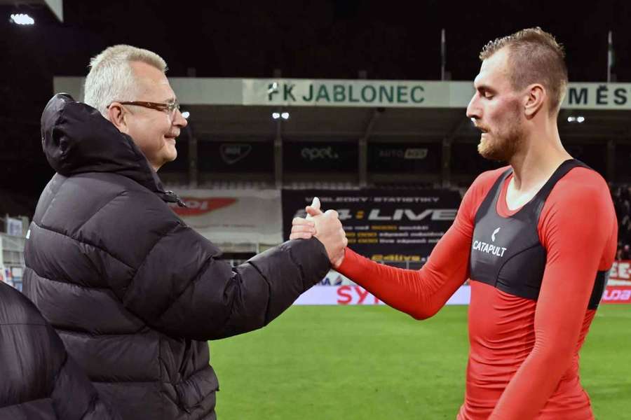 Útočníka Tomáše Chorého čeká schůzka s šéfy Slavie, kde se rozhodne o jeho budoucnosti.