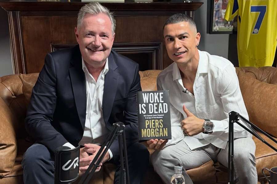 Piers Morgan com Cristiano Ronaldo Piers Morgan com Cristiano Ronaldo