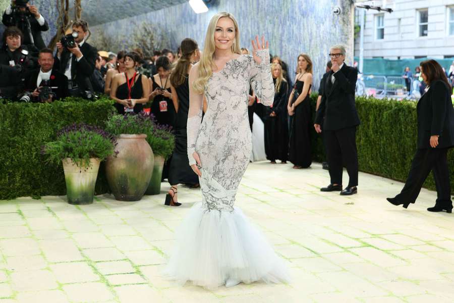 Lindsey Vonn na MET Gala 2026, która odbyła się 4 maja 2026 r. w Metropolitan Museum of Art w Nowym Jorku i była poświęcona "Sztuce kostiumowej".
