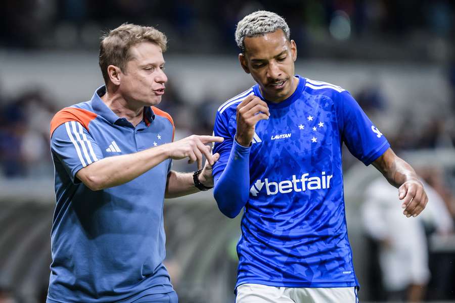 Matheus Pereira comandou vitória do Cruzeiro no Mineirão