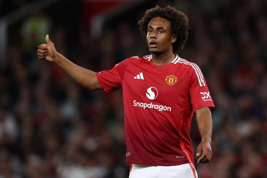 Zirkzee pode deixar o Manchester United na reabertura do mercado