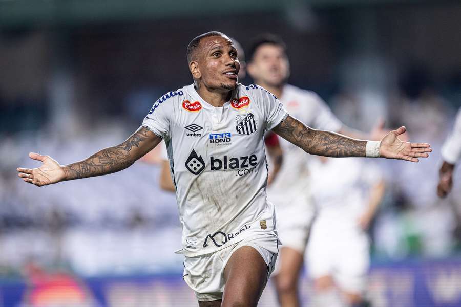 Otero fez cinco gols pelo Santos na Série B 2024 Otero fez cinco gols pelo Santos na Série B 2024