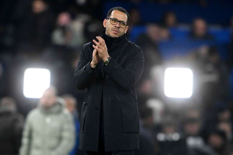 Chelsea boss Rosenior: Ridiculous how we conceded Leeds goals