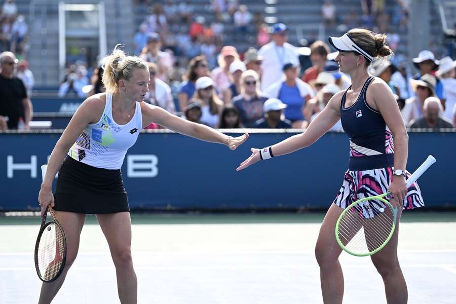 Krejčíková se Siniakovou triumf na US Open neobhájí, Siniaková přijde o post jedničky.