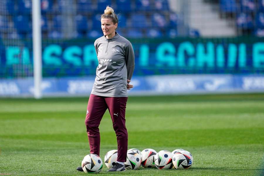 Die frühere Nationalspielerin Anja Mittag verlässt RB Leipzig. 