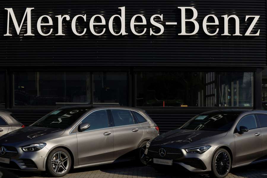 Mercedes-Benz will start the partnership on January 1st Mercedes-Benz will start the partnership on January 1st