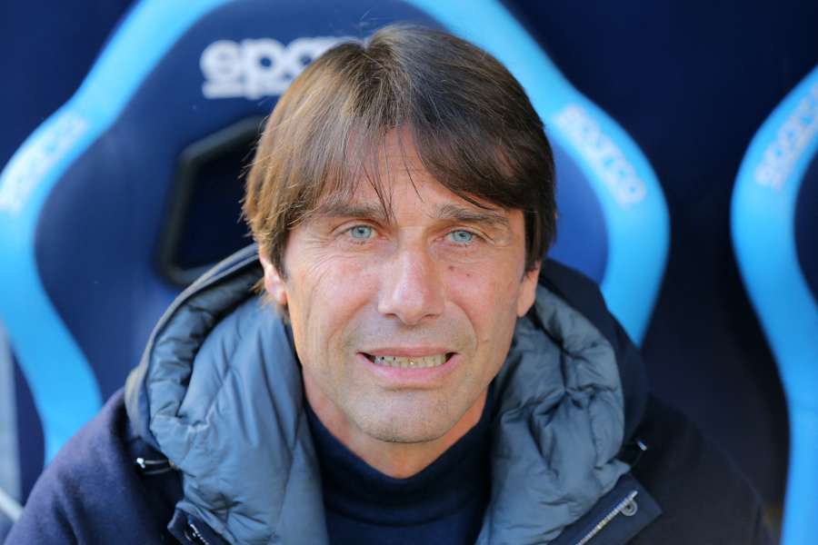 Antonio Conte, treinador do Nápoles