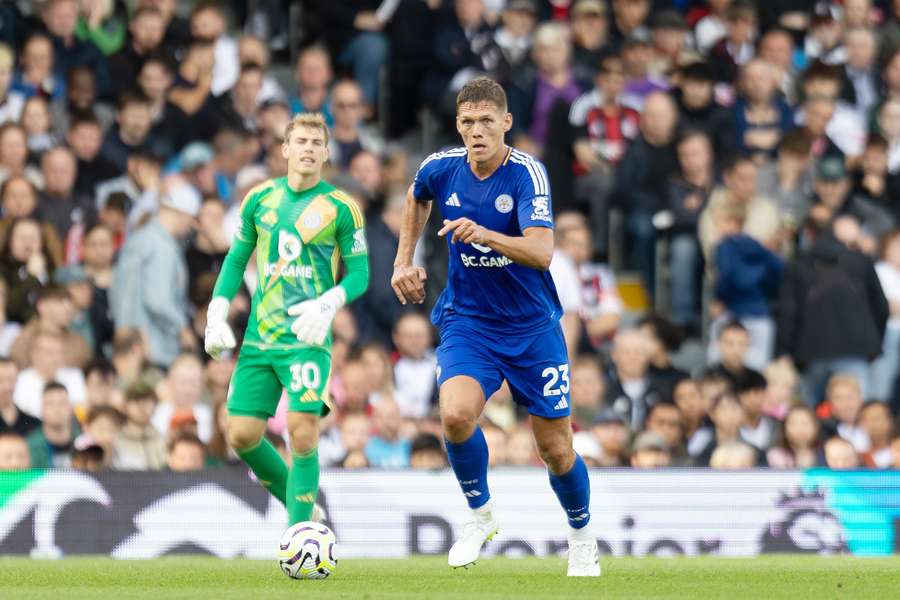 Leicester vinder sag og undgår pointstraf i Premier League