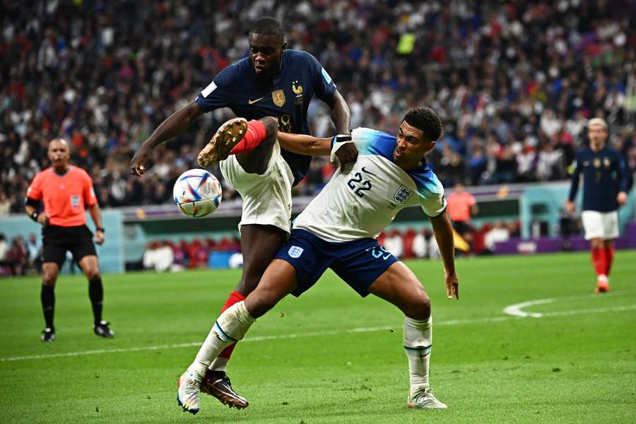 Upamecano é um dos seis jogadores do Bayern ainda em prova.