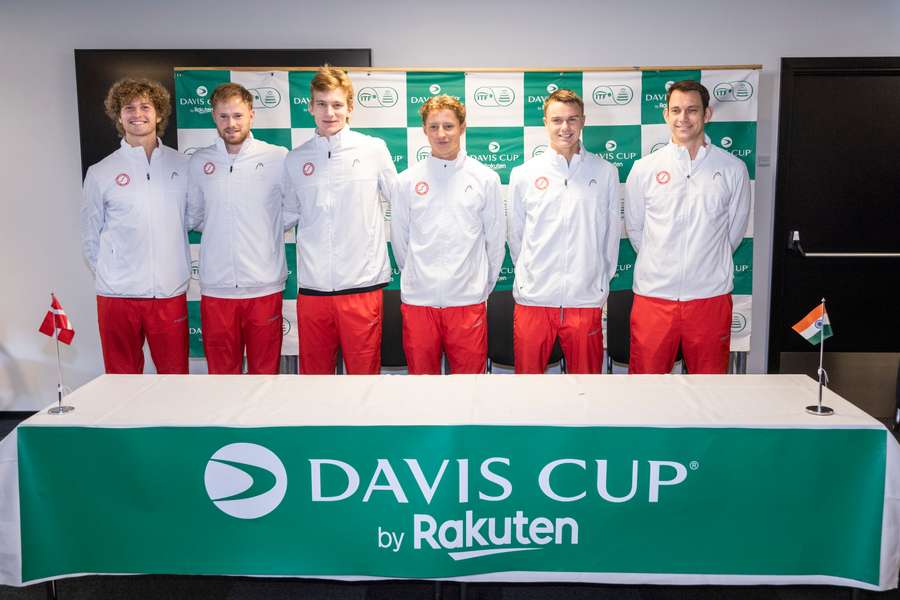 Holger Rune har store drømme: Vil vinder Davis Cup trofæet for Danmark
