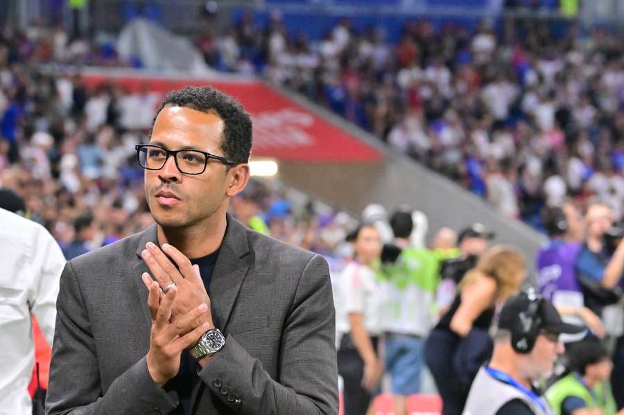 Liam Rosenior vendredi au Groupama Stadium.