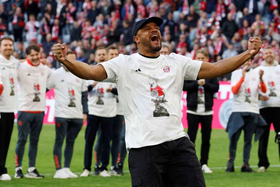 Trenér Bayernu Vincent Kompany