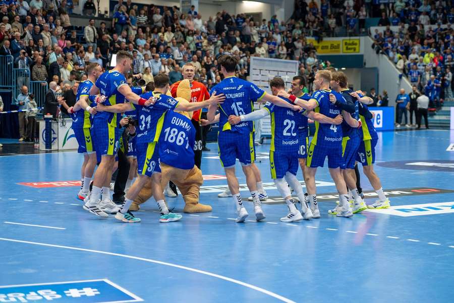 VfL Gummersbach am feiern.