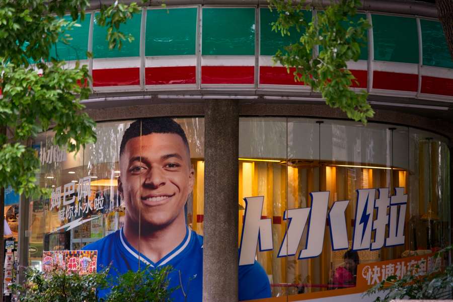 Mbappé em conflito com governo chinês