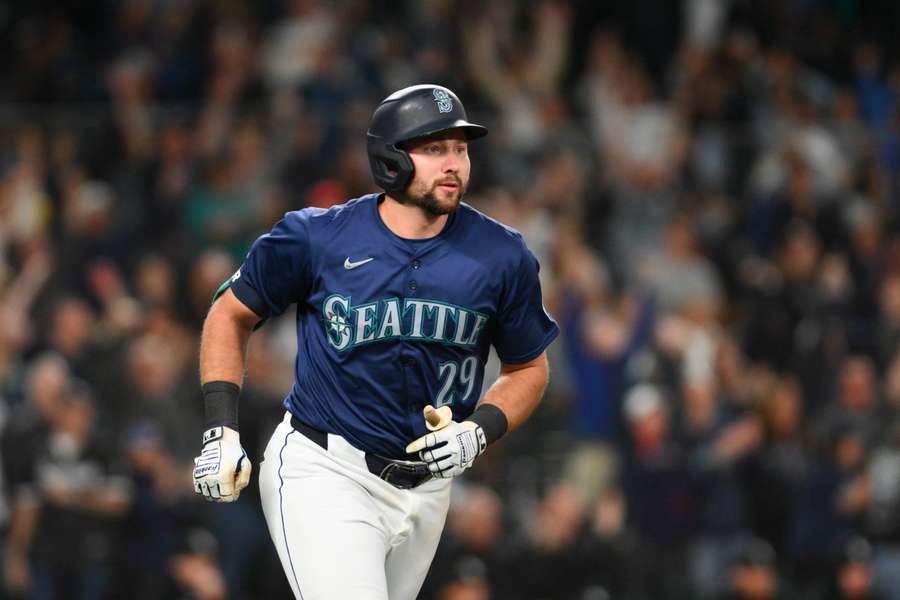 The Mariners produced an impressive turnaround to beat Chicago