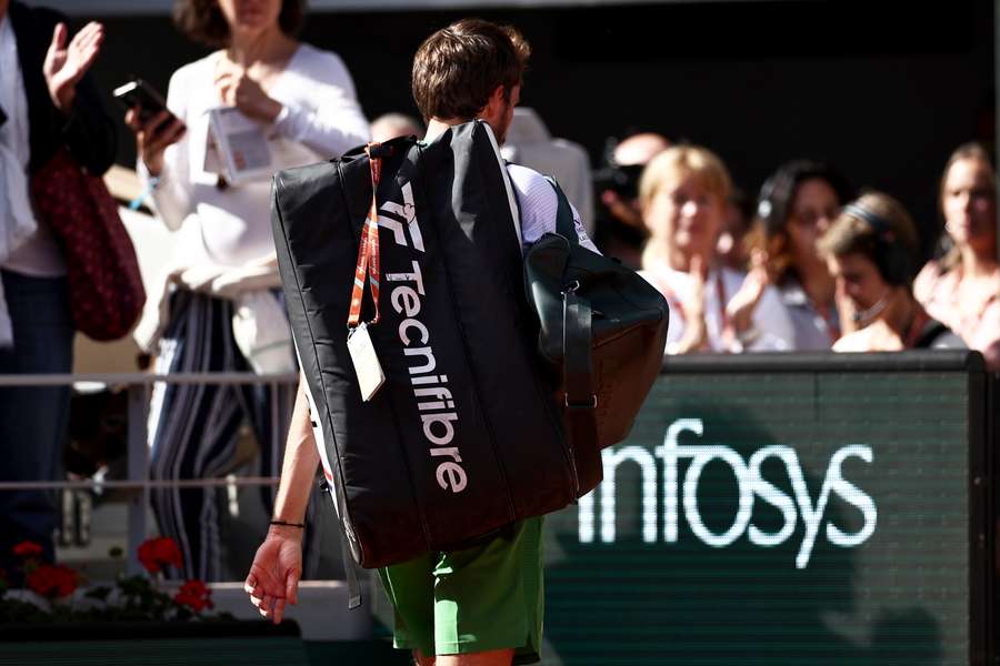 Medvedev se despide de Roland Garros