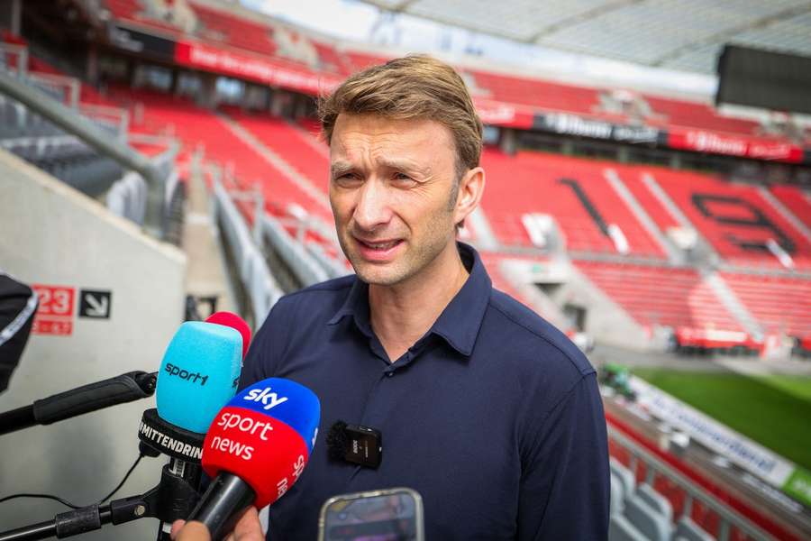 Simon Rolfes und Leverkusen müssen sich schnell etwas einfallen lassen.