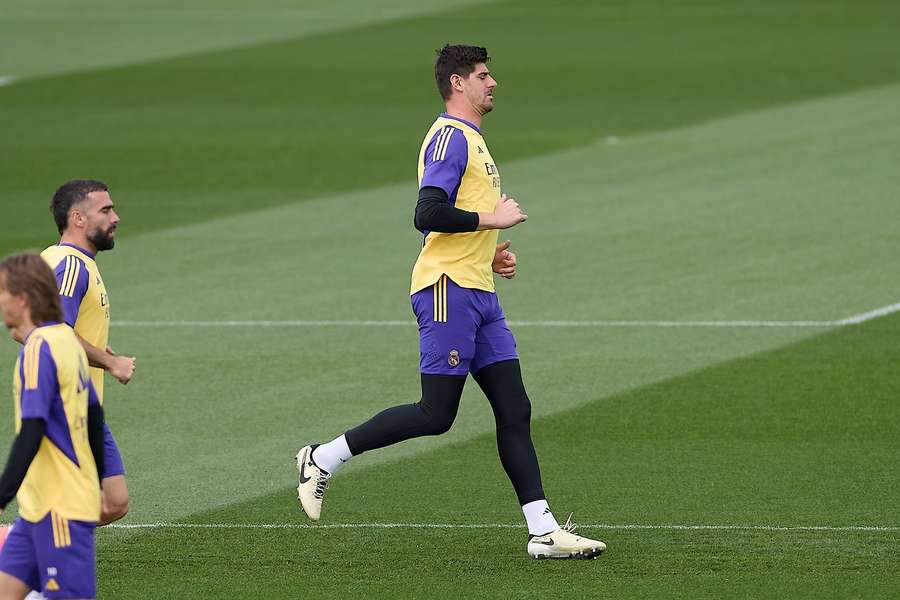 Thibaut Courtois tijdens de training op donderdag 25 april