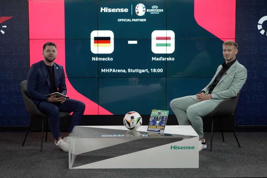 Zdeněk Zlámal v zápasovém studiu Livesportu.