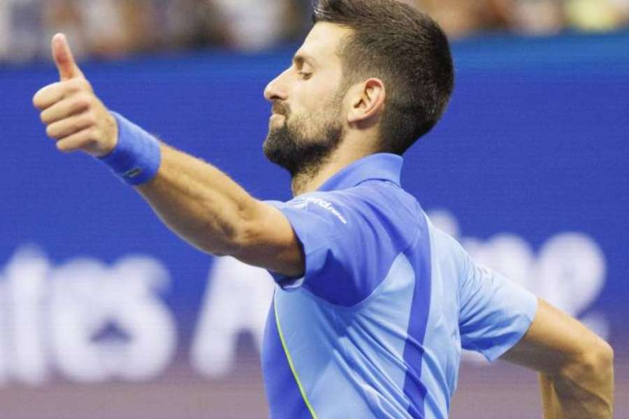 Djokovic pewnie pokonuje Mullera i wraca na pierwsze miejsce w rankingu ATP