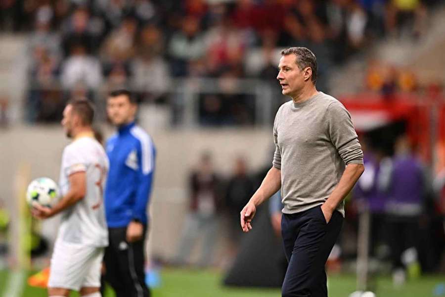 Trenér Sparty Brian Priske má po utkání v Hradci o čem přemýšlet. Trenér Sparty Brian Priske má po utkání v Hradci o čem přemýšlet.