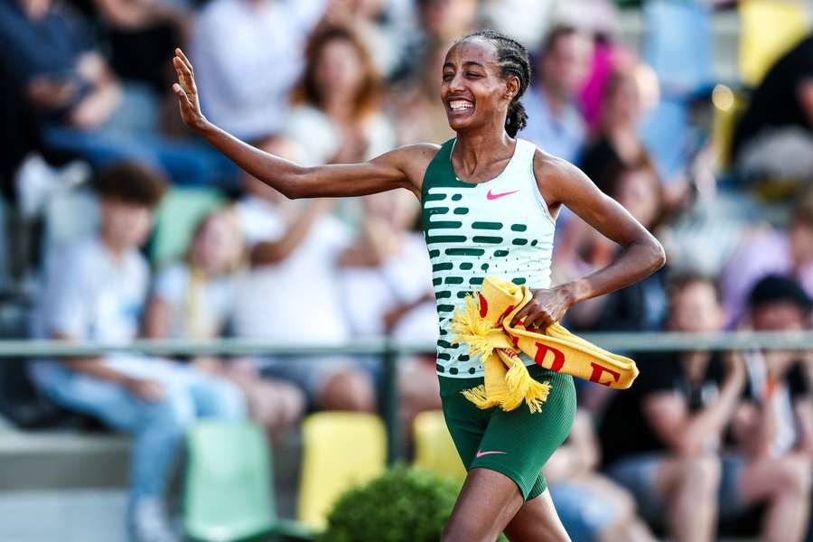 Sifan Hassan in actie tijdens de 1500 meter op de 42e editie van de FBK Games