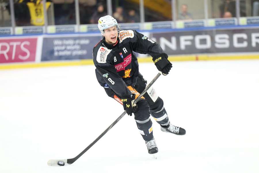 ICE Hockey League: Vienna Capitals feiern Auswärtssieg in Bozen ICE Hockey League: Vienna Capitals feiern Auswärtssieg in Bozen
