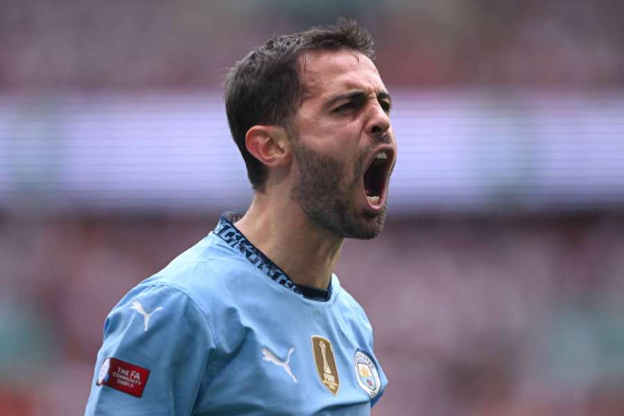 Bernardo Silva quase virou vilão ao perder penalidade nos chutes diretos