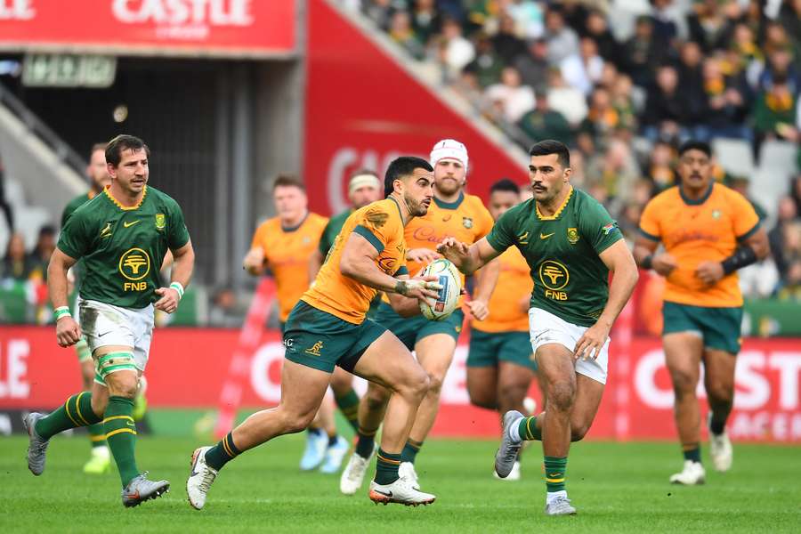 Tom Wright runs with ball in hand during the 2025 Rugby Championship.