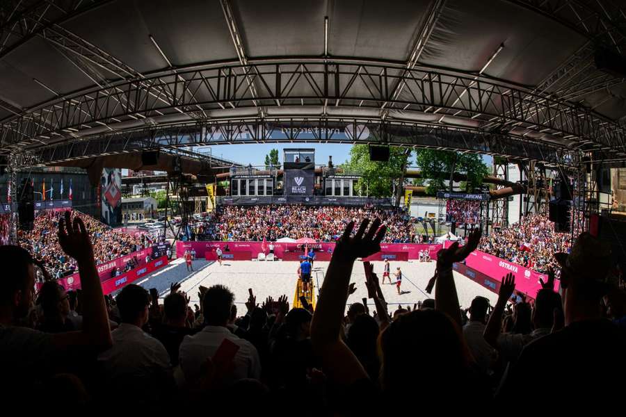 Portugal recebe elite mundial de voleibol de praia em maio de 2024
