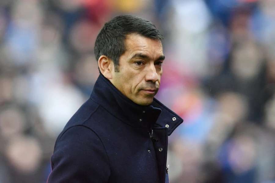 Giovanni Van Bronckhorst byl bez práce od listopadu 2022, kdy skončil v Rangers.