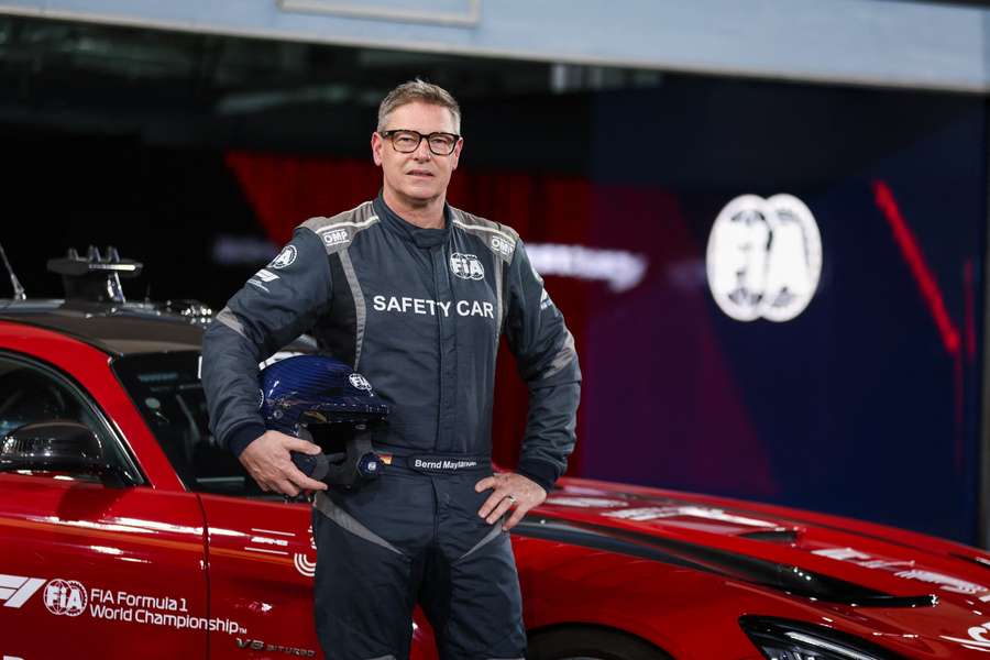 Bernd Mayländer posa para a reportagem