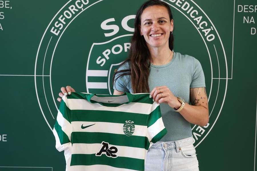 Flor Bonsegundo apresentada no Sporting